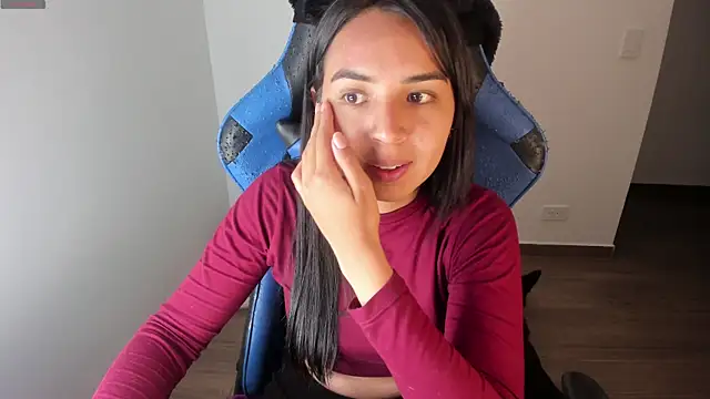 Miss Nicole online show from 09/14/25, 01:50