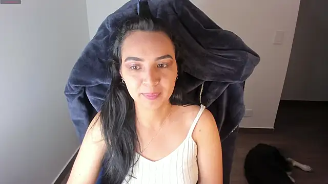 Miss Nicole online show from 10/18/25, 01:29