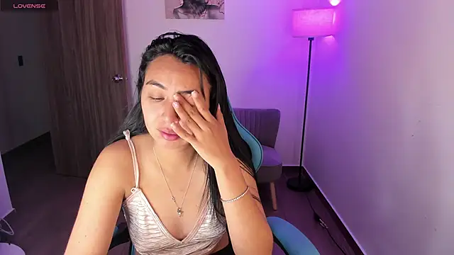 Miss Nicole online show from 03/22/26, 07:15