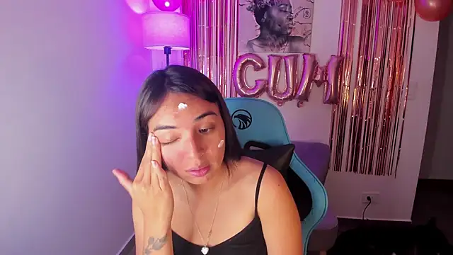 Miss Nicole online show from 06/07/26, 07:41