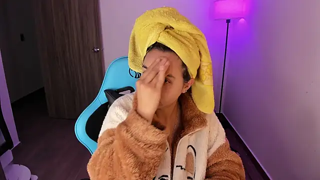 Miss Nicole online show from 02/12/26, 01:38