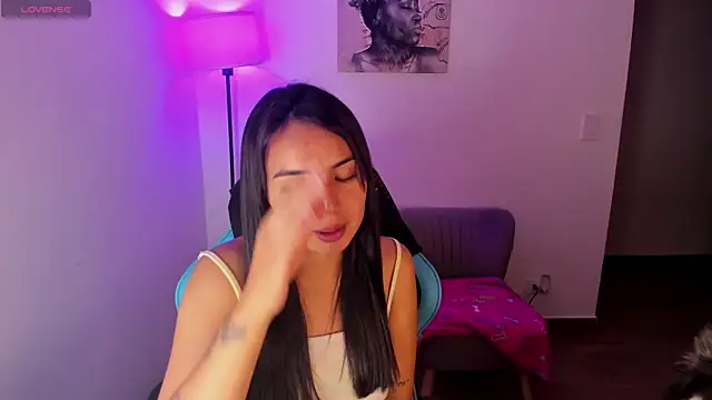 Miss Nicole online show from 04/29/26, 01:54