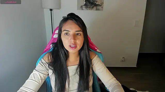 Miss Nicole online show from 05/27/26, 01:04