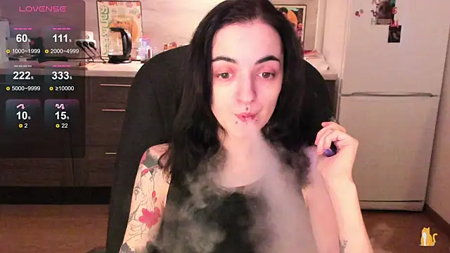 Snapshot of spticc chatting on 11/04/25, 05:55 spticc online show from 11/04/25, 05:55