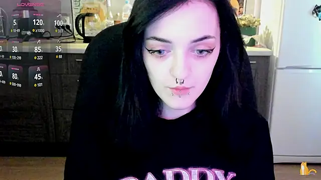 Snapshot of spticc chatting on 03/10/25, 07:44 spticc online show from 03/10/25, 07:44