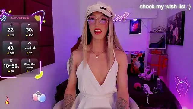 Snapshot of Yaki_Tai chatting on 01/08/26, 04:18 Yaki Tai online show from 01/08/26, 04:18