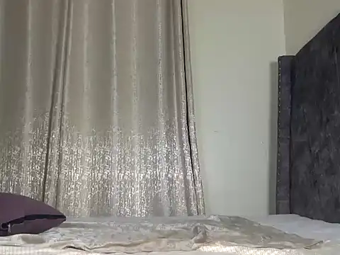 HarlotyQueen online show from 11/09/25, 02:48