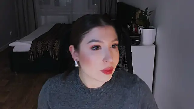 Eva Chris online show from 10/24/25, 04:50