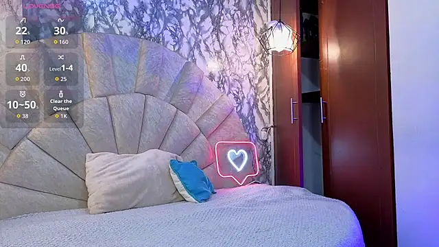 Snapshot of _emma_miller_ chatting on 02/25/26, 10:59 emma miller online show from 02/25/26, 10:59