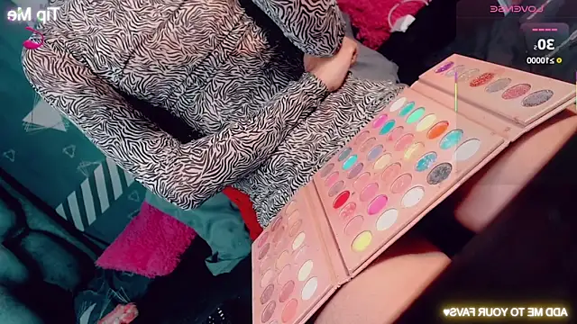 CharlotteBigCock online show from 11/05/25, 03:37