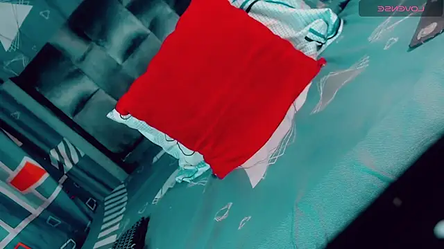 CharlotteBigCock online show from 04/17/26, 02:31