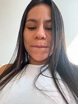 Reggie-Liam online show from 02/18/26, 07:43