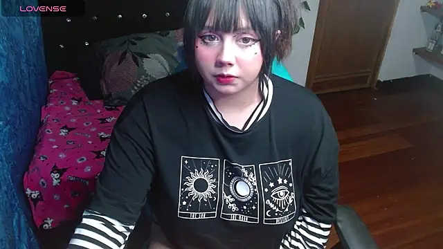 Snapshot of litlle_cat chatting on 09/11/25, 05:29 litlle cat online show from 09/11/25, 05:29