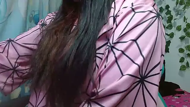 Snapshot of litlle_cat chatting on 02/02/25, 08:02 litlle cat online show from 02/02/25, 08:02