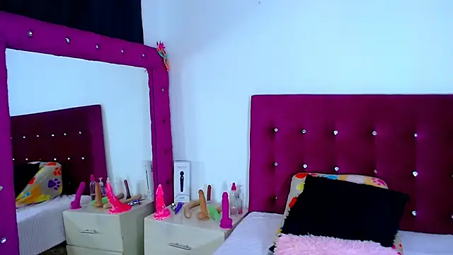 Jenng18 online show from 09/21/25, 03:55