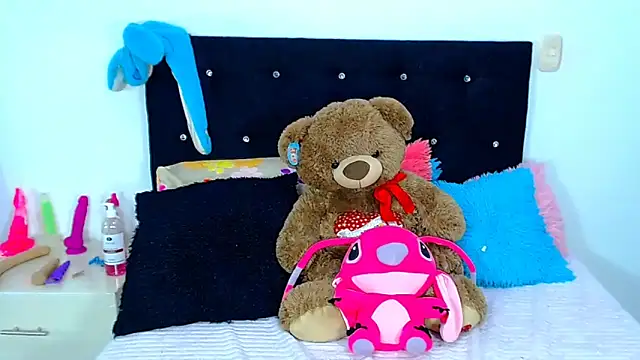 Jenng18 online show from 06/05/26, 06:52
