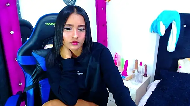 Jenng18 online show from 04/11/26, 07:56