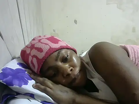 Snapshot of naughty_miami chatting on 10/05/25, 07:59 naughty miami online show from 10/05/25, 07:59