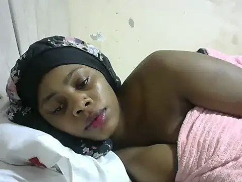 naughty miami online show from 12/17/25, 07:19