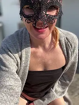 Suesse Schnitte online show from 03/10/25, 01:00