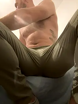 bigguy101 online show from 12/22/25, 08:20