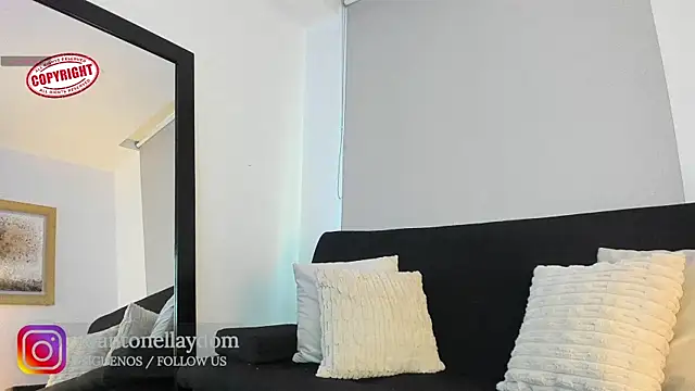 antonella dom1 online show from 04/15/26, 11:05