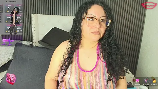 hazel milf online show from 04/01/26, 12:28