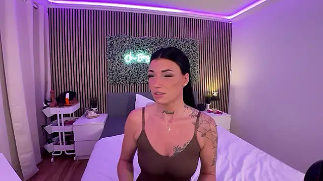 LizaRoxx online show from 01/05/26, 09:51