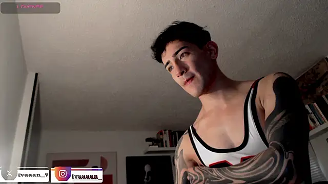 ivaaaan  online show from 03/02/26, 09:22