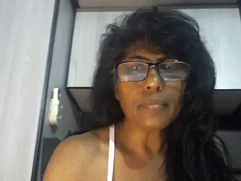 MsAttitude online show from 03/04/26, 07:38