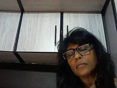 MsAttitude online show from 10/10/25, 07:09