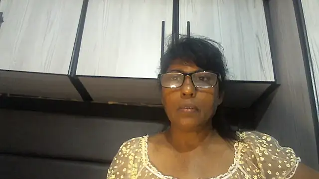 MsAttitude online show from 12/19/25, 06:49