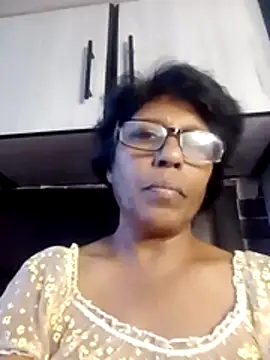 Snapshot of MsAttitude chatting on 05/19/26, 08:21 MsAttitude online show from 05/19/26, 08:21