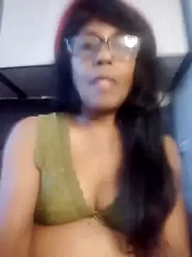 Snapshot of MsAttitude chatting on 05/15/26, 08:23 MsAttitude online show from 05/15/26, 08:23