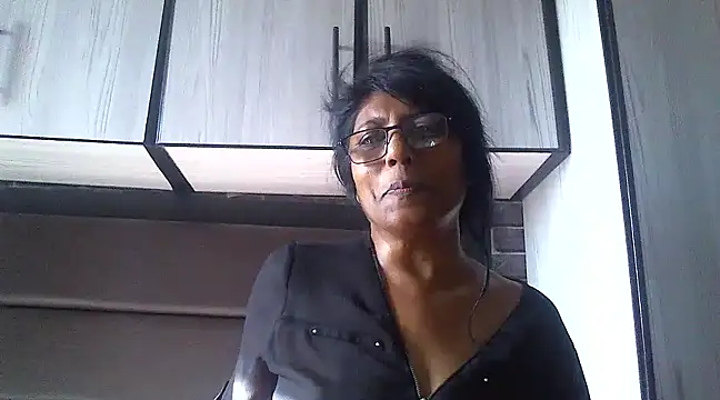 MsAttitude online show from 03/09/25, 02:21