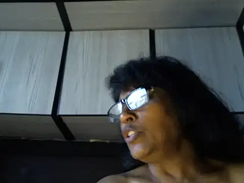 MsAttitude online show from 03/13/26, 05:56