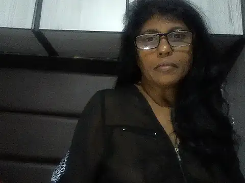 MsAttitude online show from 09/19/25, 01:48