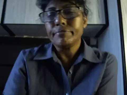 Snapshot of MsAttitude chatting on 04/18/26, 07:22 MsAttitude online show from 04/18/26, 07:22