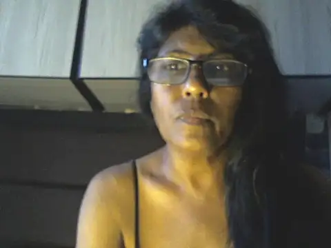 Snapshot of MsAttitude chatting on 05/02/26, 09:14 MsAttitude online show from 05/02/26, 09:14