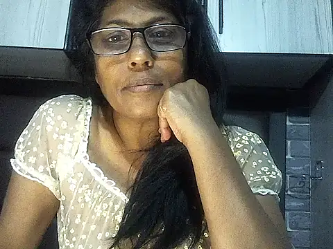 MsAttitude online show from 09/12/25, 06:35