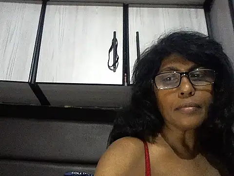 MsAttitude online show from 11/03/25, 06:07