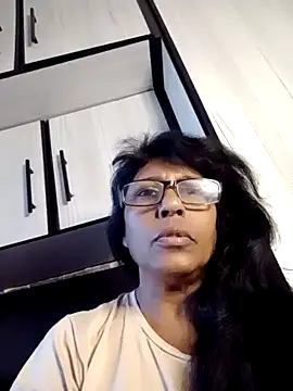 Snapshot of MsAttitude chatting on 06/23/26, 06:44 MsAttitude online show from 06/23/26, 06:44
