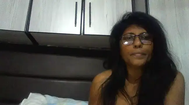 MsAttitude online show from 03/17/25, 05:27