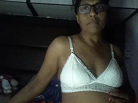 MsAttitude online show from 12/01/25, 11:33