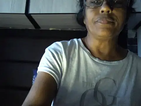 MsAttitude online show from 03/10/26, 06:28