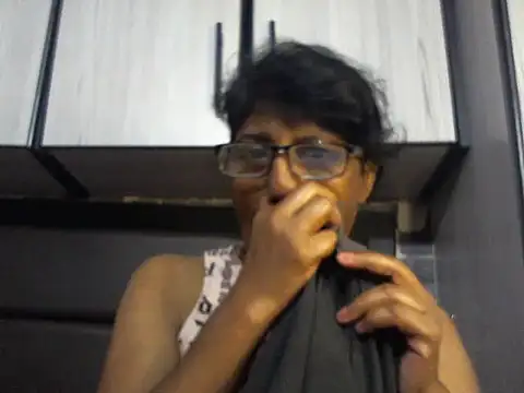 MsAttitude online show from 04/09/26, 07:58