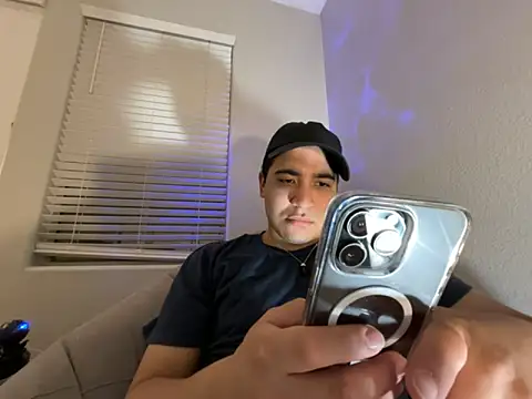 Snapshot of Ryan_Garcia_ chatting on 09/19/25, 03:10 Ryan Garcia online show from 09/19/25, 03:10