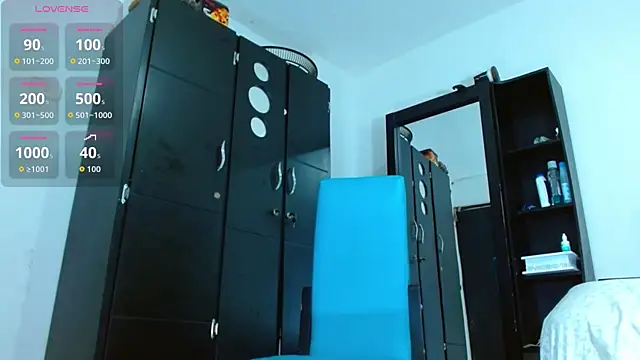 isuckmyselfxxx 420 online show from 10/24/25, 02:10