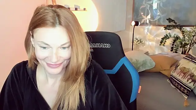 MistyBarnes online show from 05/03/26, 04:21