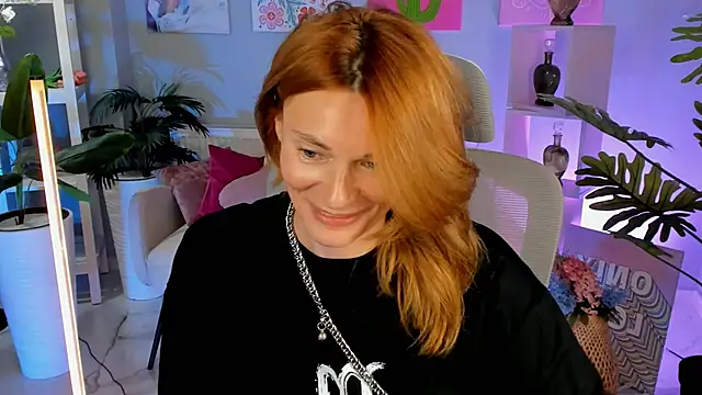 MistyBarnes online show from 10/30/25, 02:58